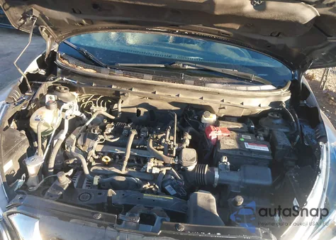 2019 Nissan Kicks Sr z USA, uszkodzony, nr VIN 3N1CP5CU5KL484809